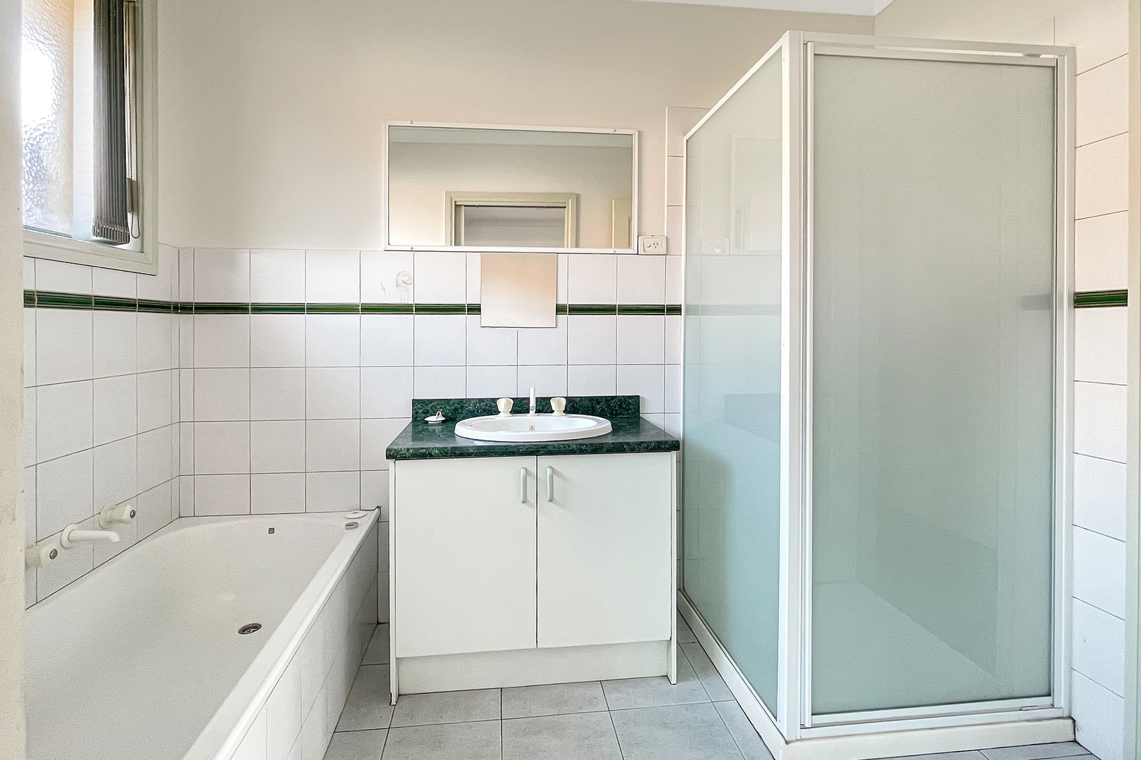 1A Hardiman Court, Mill Park, VIC 3082, Mill Park - Thumbnail 5