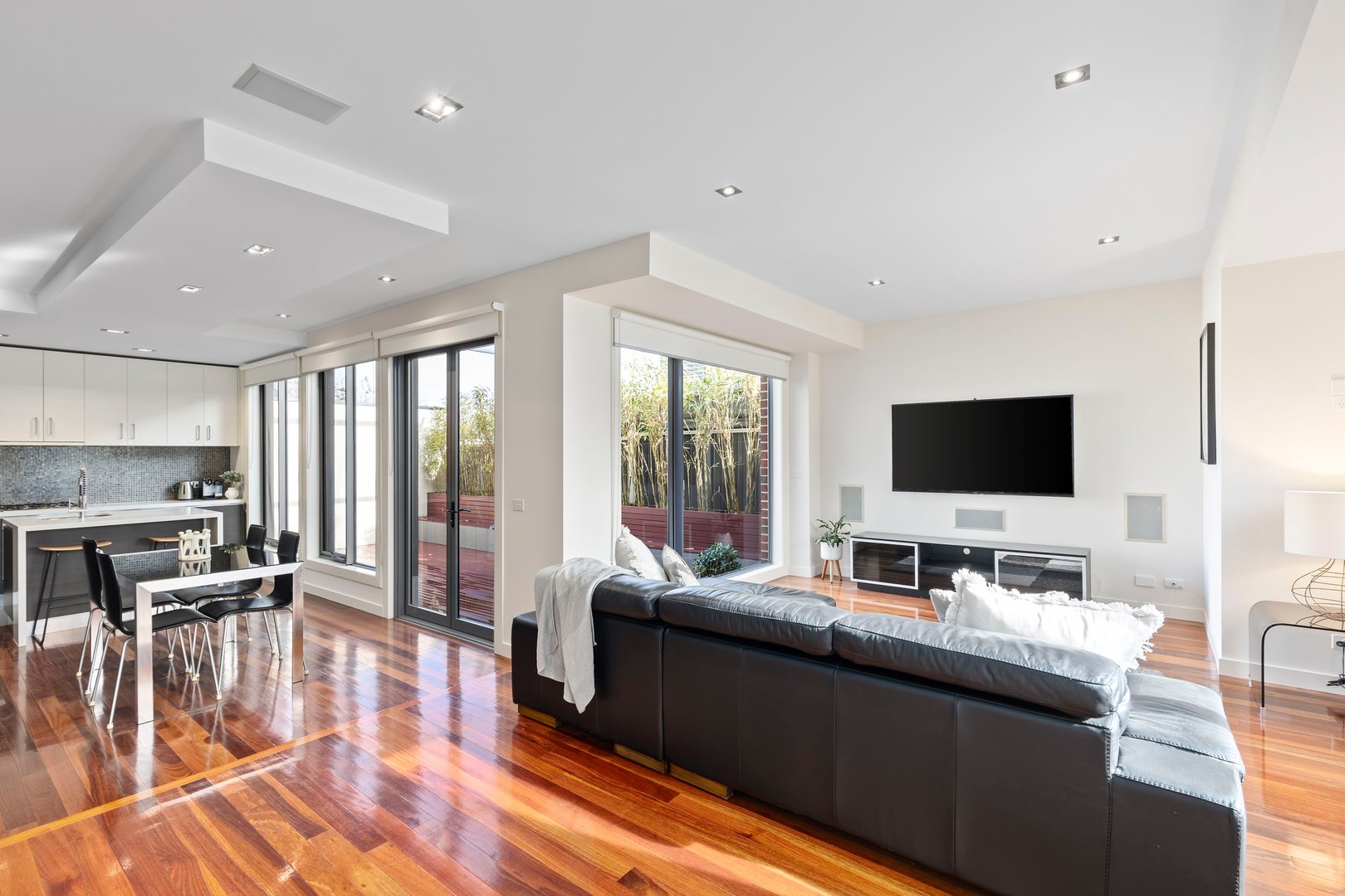 1A Kelvin Close, Niddrie, VIC 3042, Niddrie - Thumbnail 2