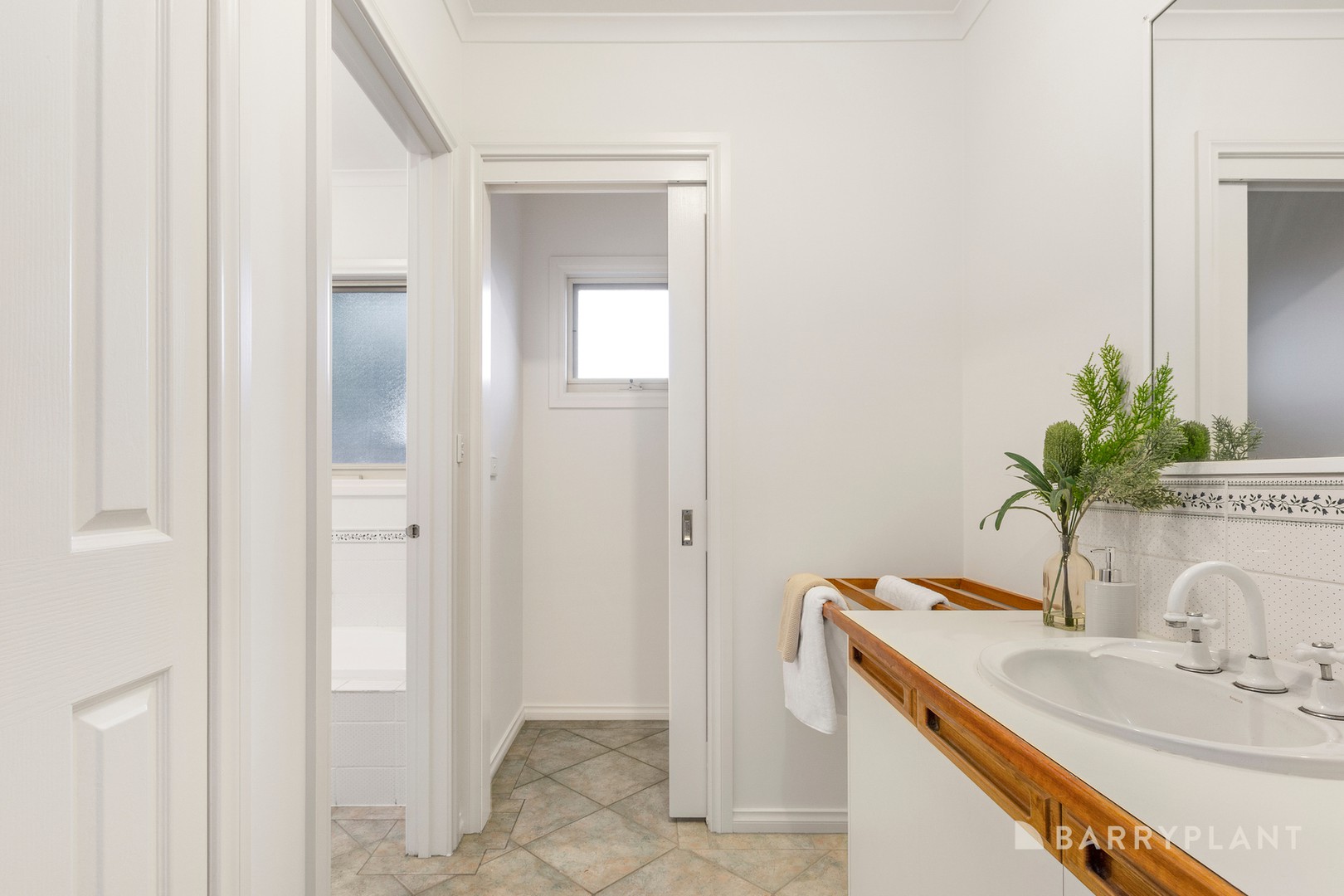 1A Orient Avenue, Mitcham, VIC 3132, Mitcham - Thumbnail 8