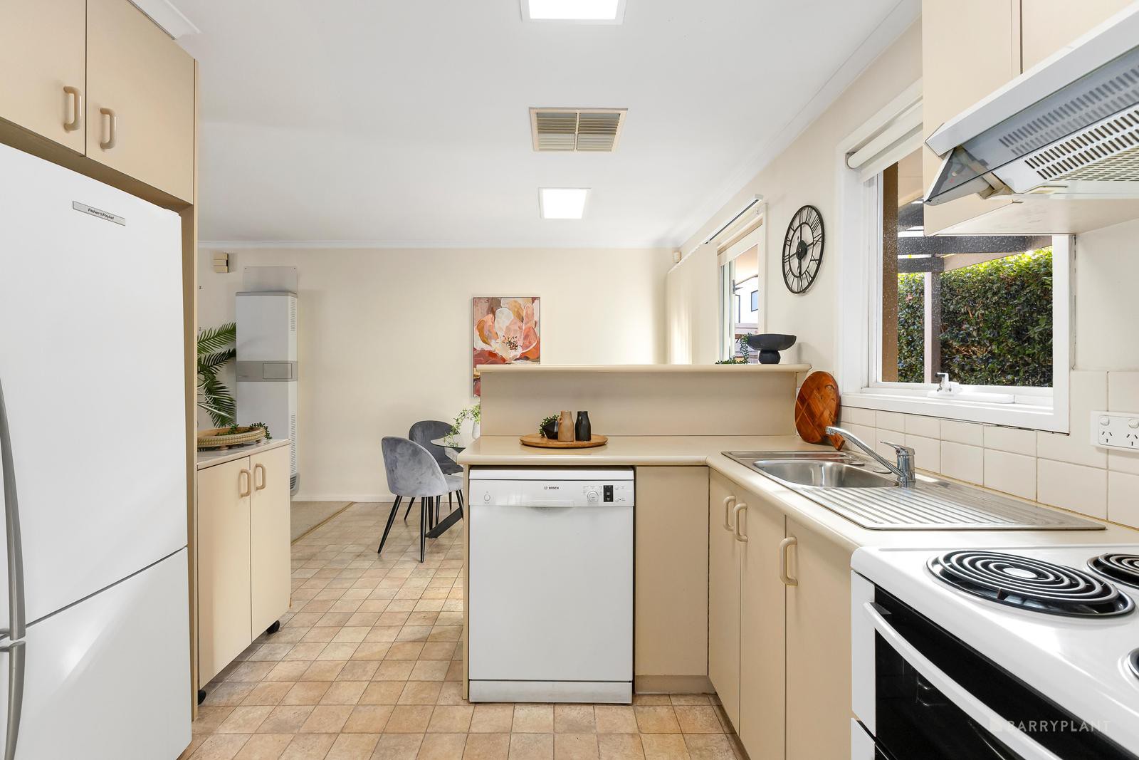 1A Ross Street, Doncaster, VIC 3108, Doncaster East - Thumbnail 5