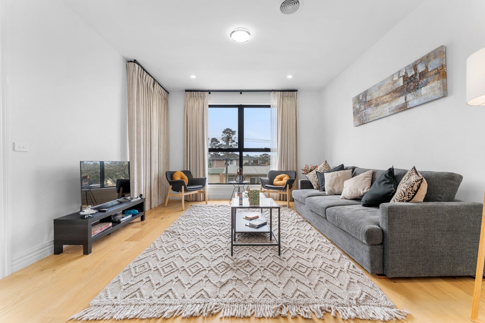 1A White Road, Wantirna South, VIC 3152, Wantirna South - Thumbnail 4