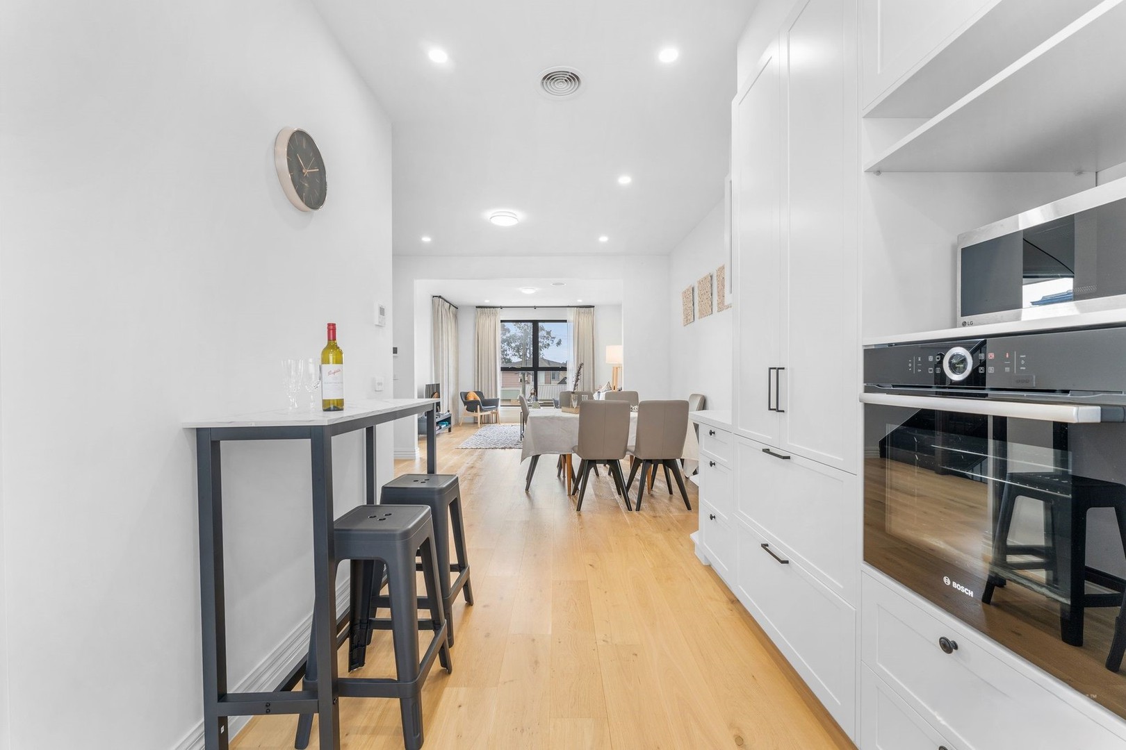 1A White Road, Wantirna South, VIC 3152, Wantirna South - Thumbnail 5