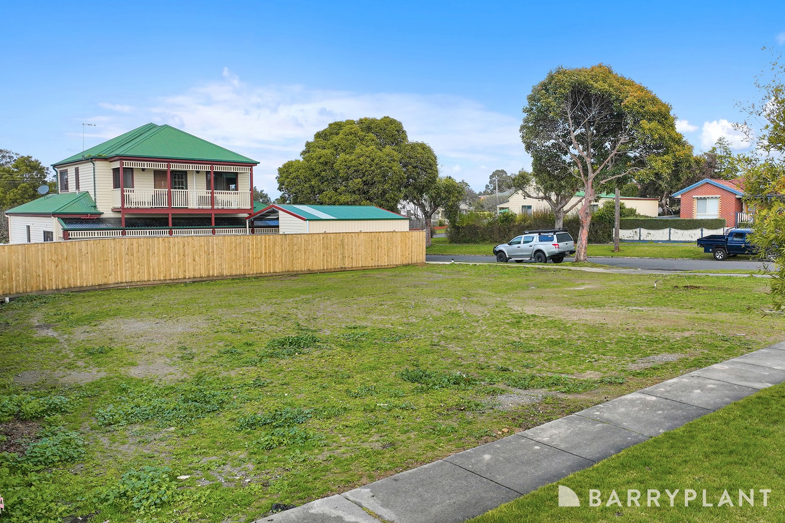 1A Young Street, Drouin, VIC 3818 - Thumbnail 2 - 26/07/2024