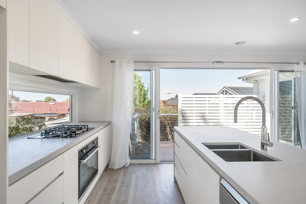 1B/18 Scenic Road, Highton, VIC 3216, Highton - Thumbnail 2