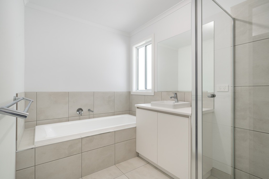 1B/18 Scenic Road, Highton, VIC 3216, Highton - Thumbnail 6