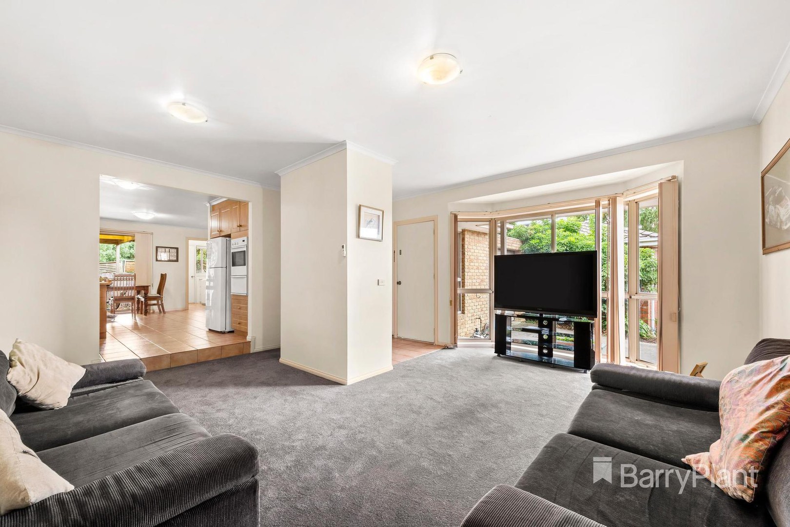 1B Bremner Court, Mill Park, VIC 3082 - Thumbnail 2 - 03/03/2022