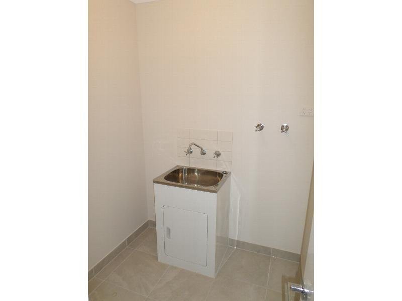 1B Chesney Road, Melton, VIC 3337, Melton - Thumbnail 8