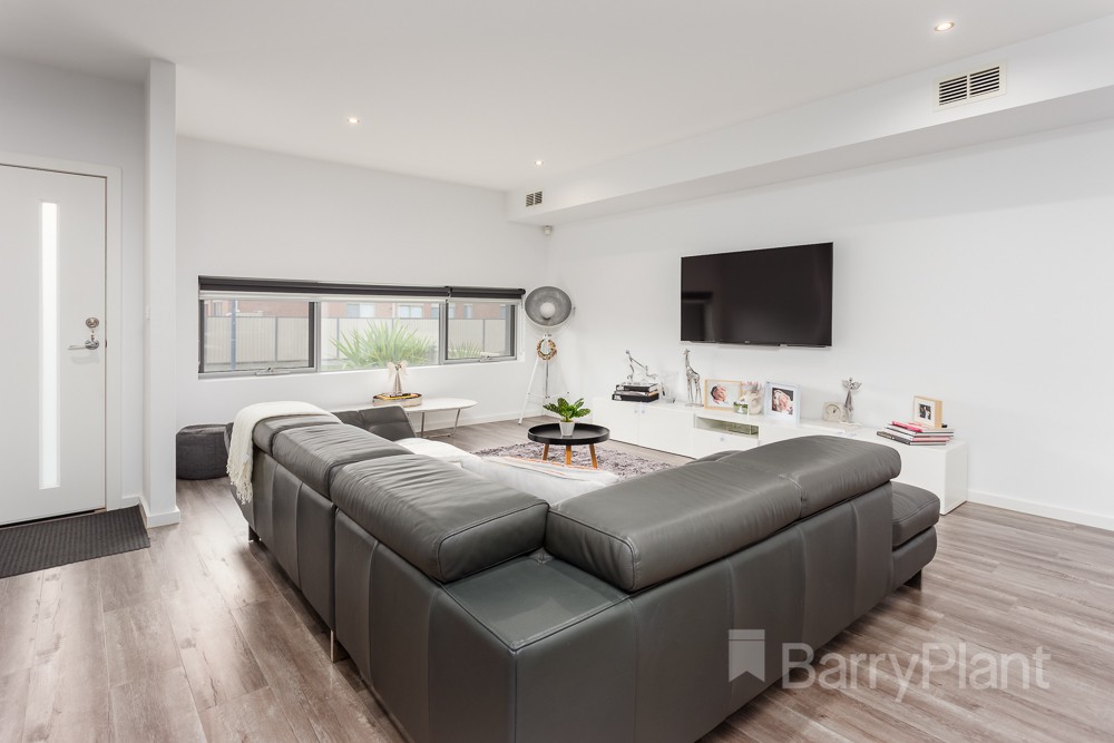 1B Gibralter GardensPoint Cook, VIC 3030, Point Cook - Thumbnail 6