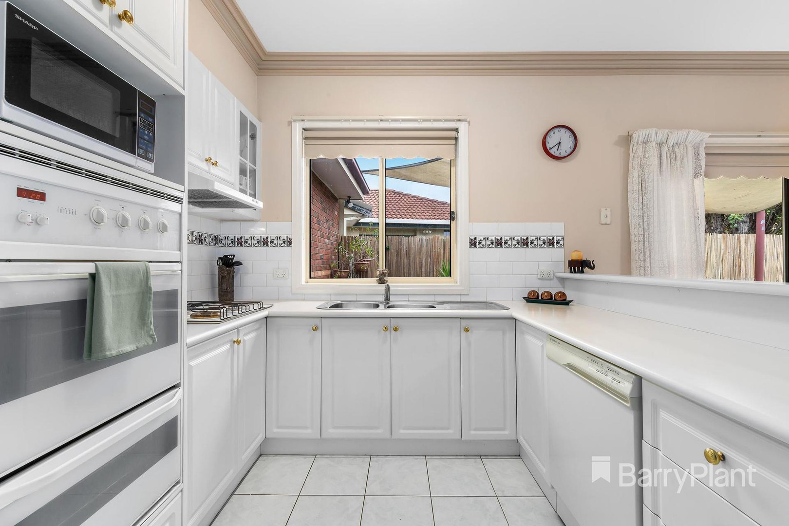 1B Hardiman Court, Mill Park, VIC 3082, Mill Park - Thumbnail 3