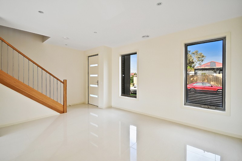 1B Hugo Court, Fawkner, VIC 3060, Fawkner - Thumbnail 2