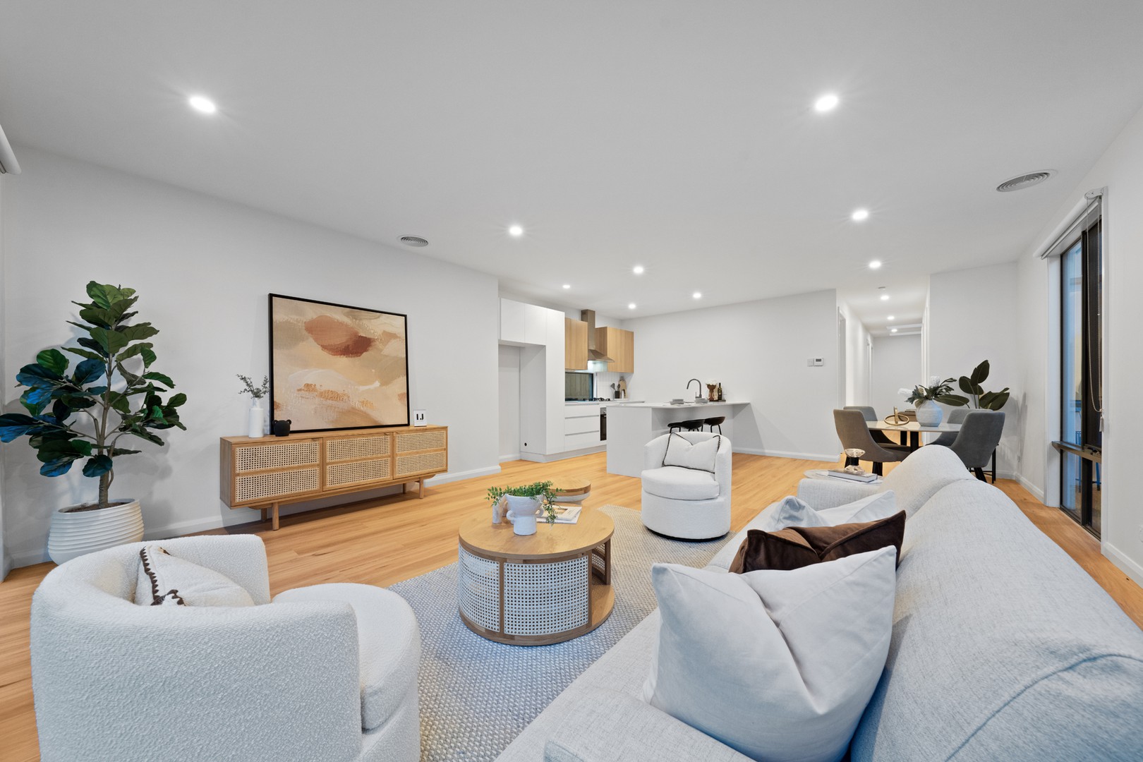 1B Orange Grove, Bayswater, VIC 3153, Bayswater - Thumbnail 3