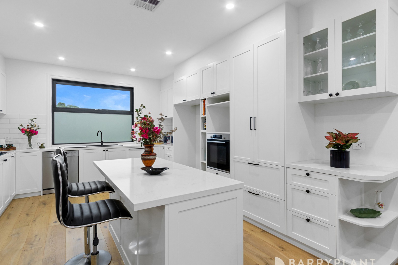 1B White Road, Wantirna South, VIC 3152, Wantirna South - Thumbnail 3