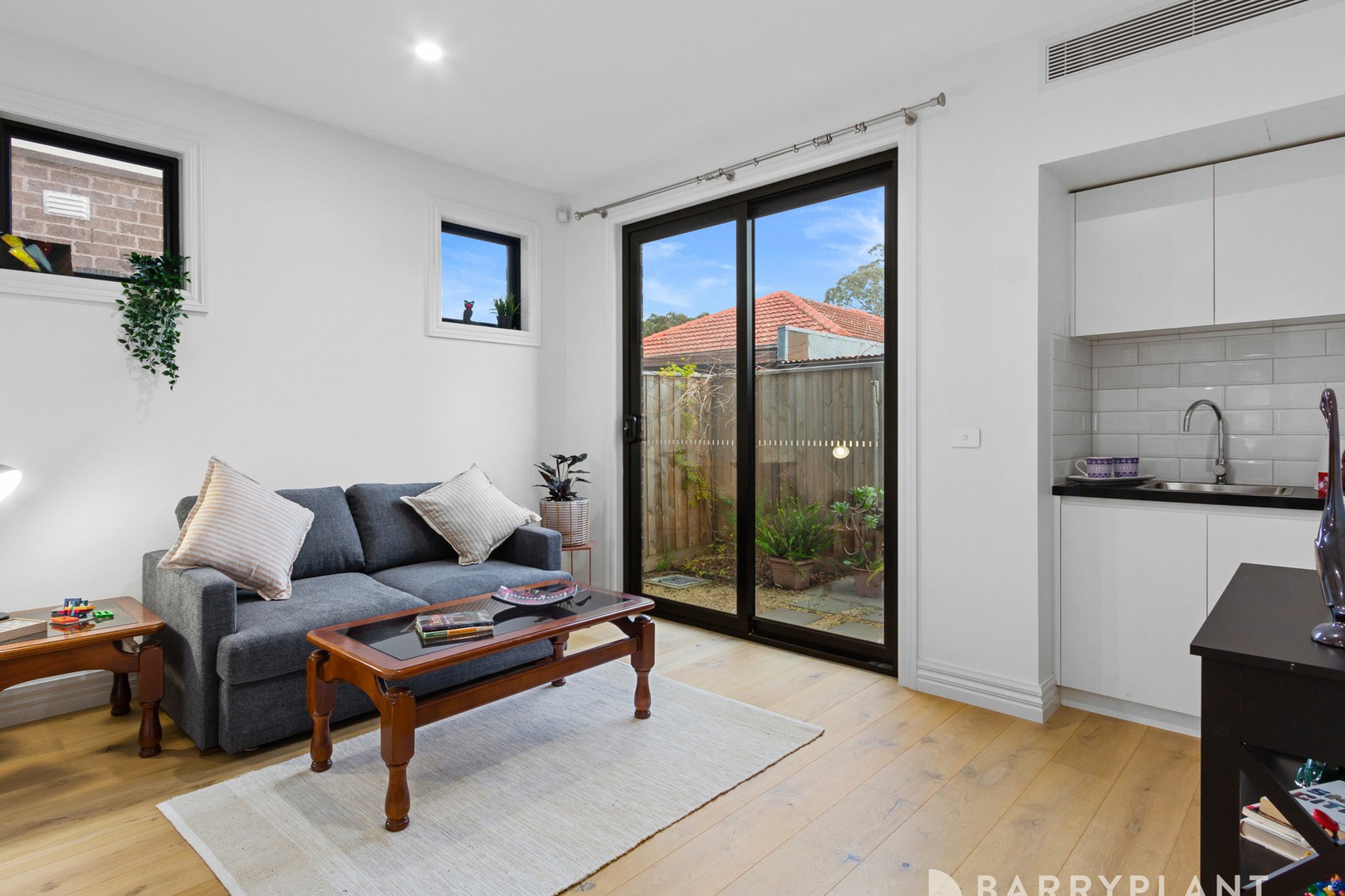 1B White Road, Wantirna South, VIC 3152, Wantirna South - Thumbnail 5
