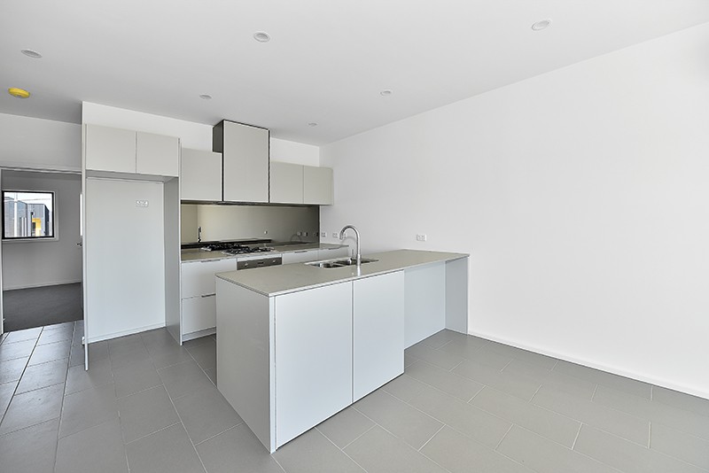1E Westminster Drive, Avondale Heights, VIC 3034, Avondale Heights - Thumbnail 2