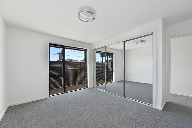 1E Westminster Drive, Avondale Heights, VIC 3034, Avondale Heights - Thumbnail 3