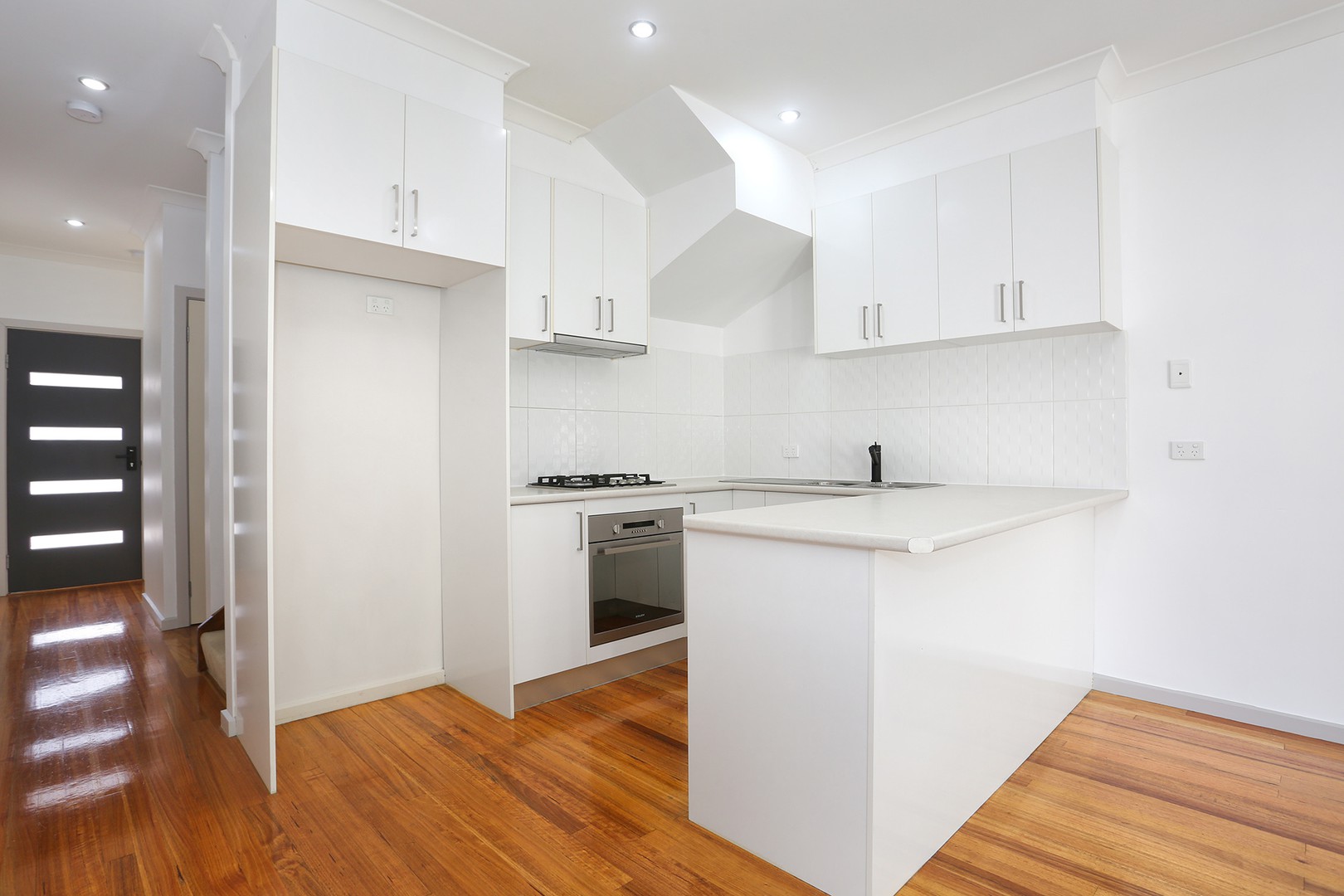 2/1 Alexander Court, Broadmeadows, VIC 3047, Broadmeadows - Thumbnail 2