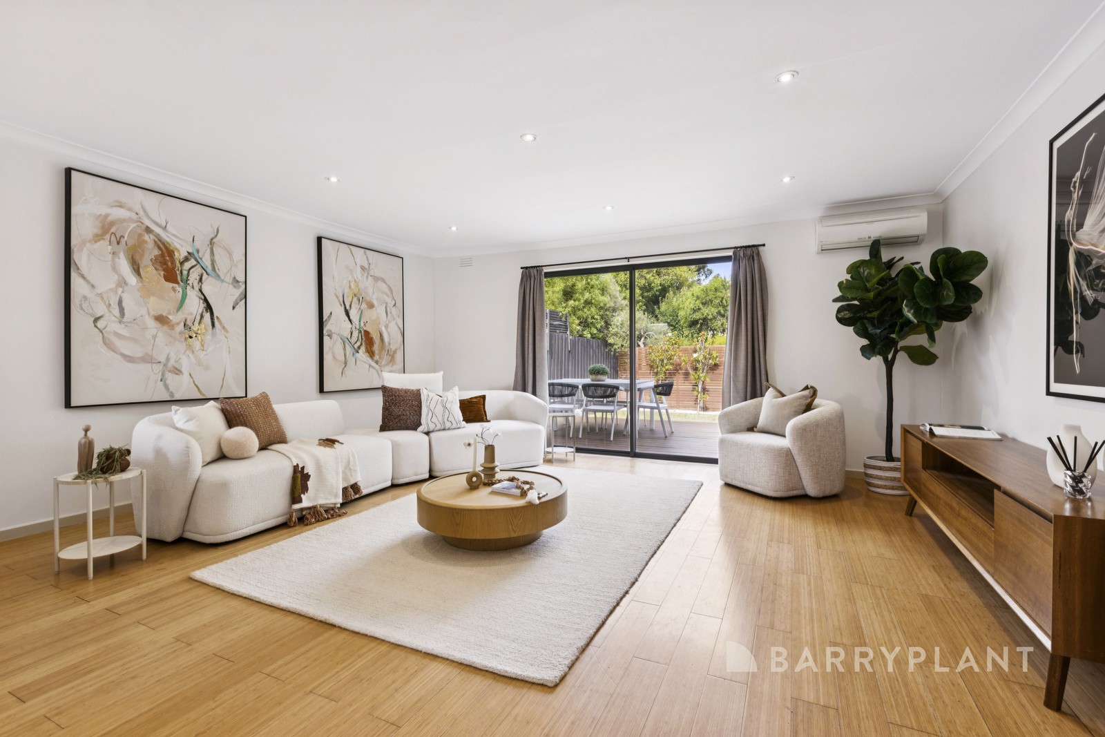 2/1 Apsley Street, Mount Waverley, VIC 3149 - Thumbnail 2 - 23/01/2026