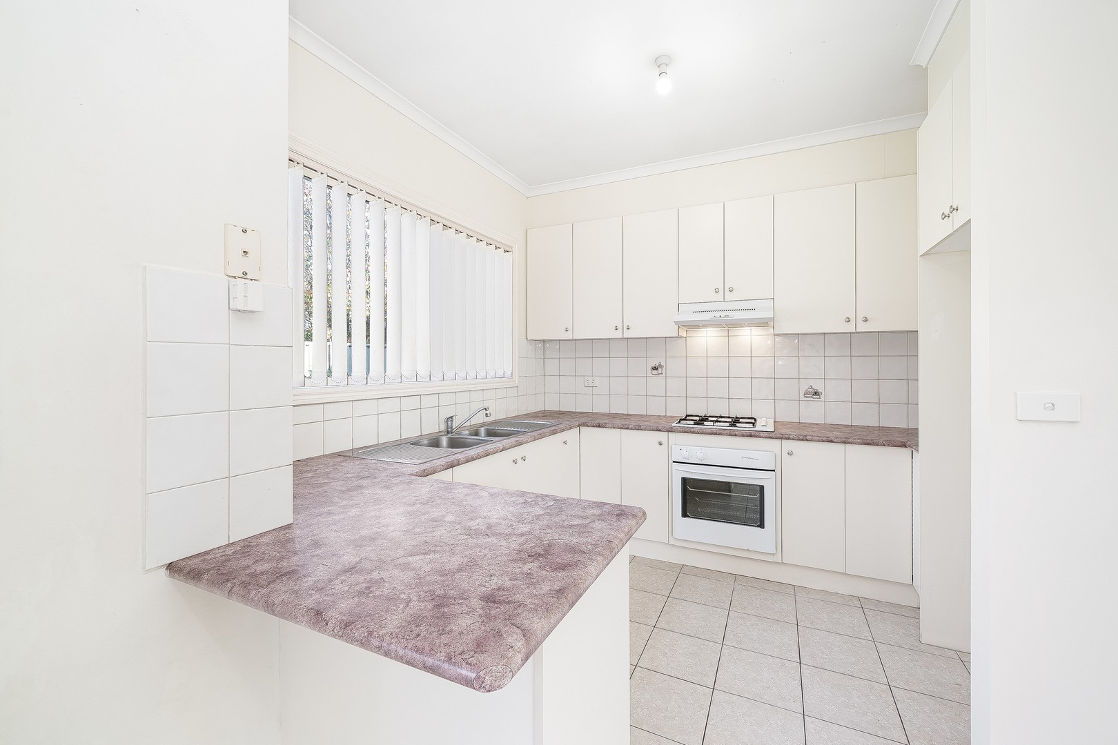 2/1 Beaumont Court, Sydenham, VIC 3037, Sydenham - Thumbnail 4