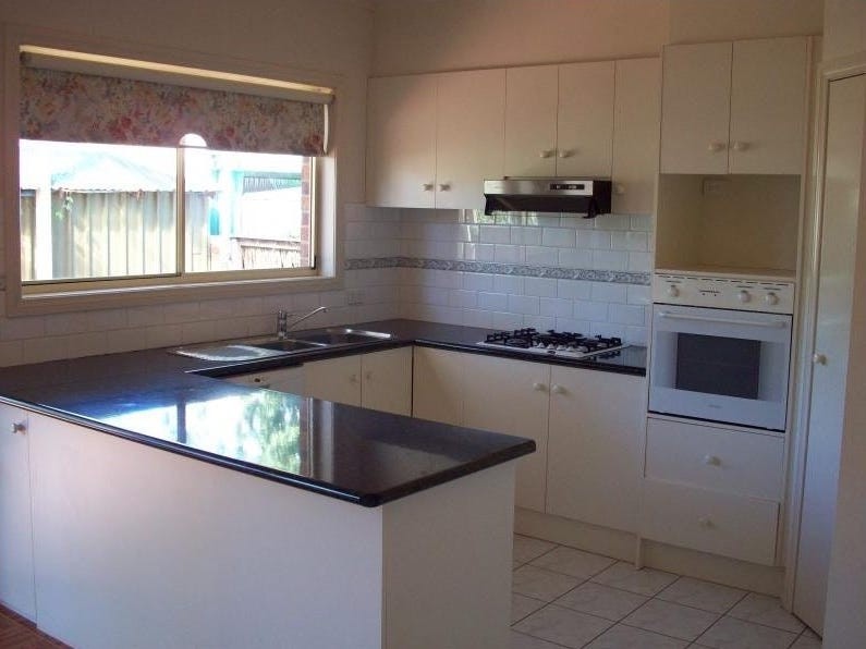 2/1 Bona Street, Ringwood East, VIC 3135, Ringwood East - Thumbnail 2