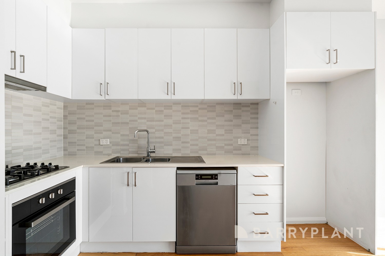 2/1 Carmichael Street, West Footscray, VIC 3012, West Footscray - Thumbnail 3