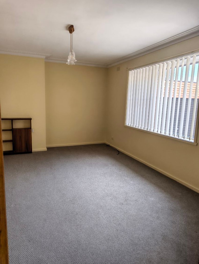 2/1 Cudgewa Pl, Keilor East, VIC 3033 - Thumbnail 1 - 05/03/2026