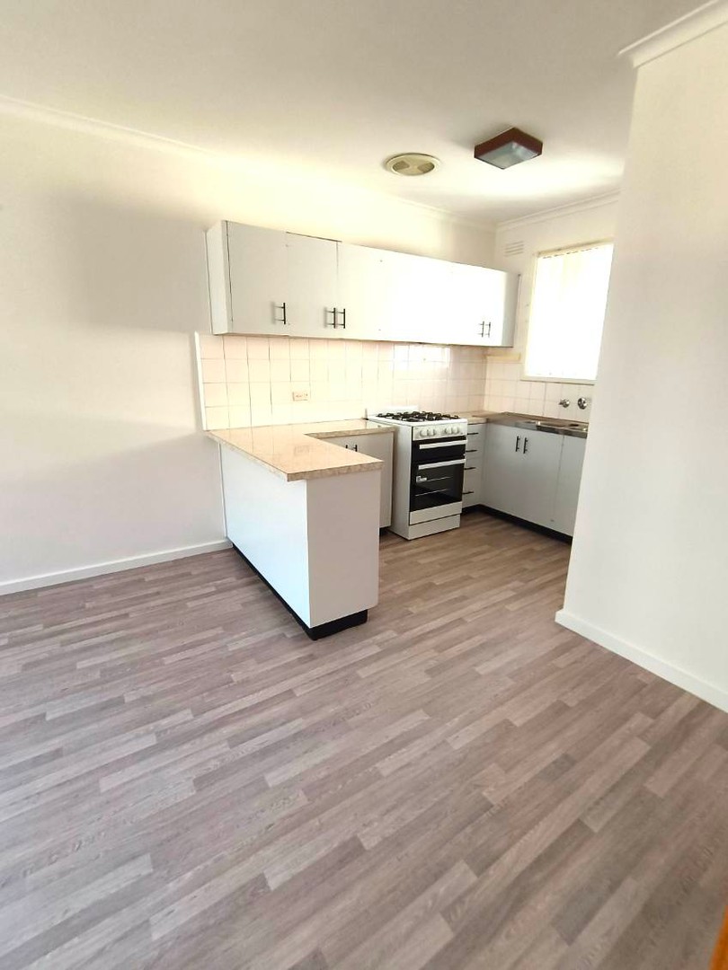 2/1 Cudgewa Pl, Keilor East, VIC 3033 - Thumbnail 1 - 05/03/2026
