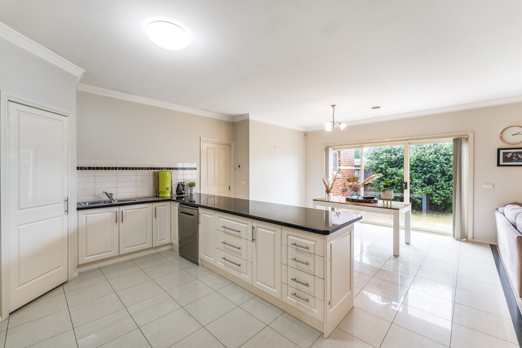 2/1 Dorothy Avenue, Belmont, VIC 3216, Belmont - Thumbnail 5