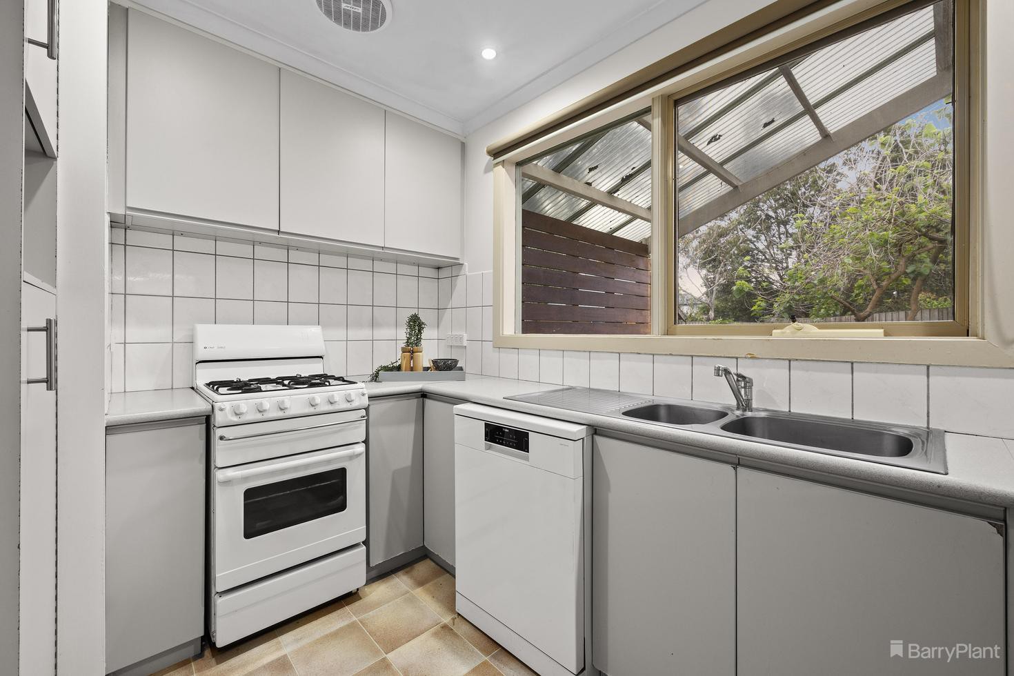 2/1 Ellison Street, Blackburn, VIC 3130, Blackburn - Thumbnail 7