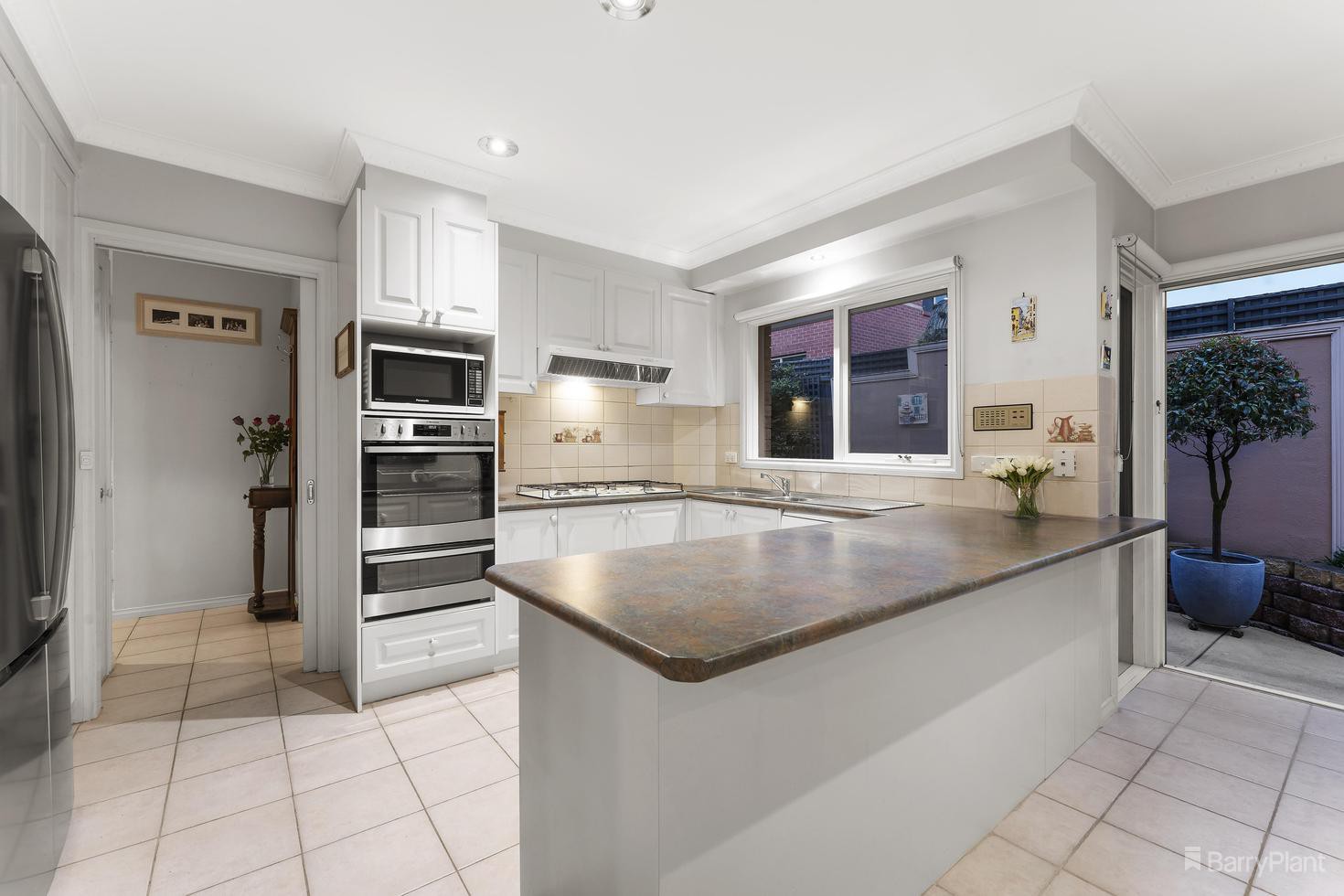 2/1 May Street, Doncaster East, VIC 3109, Doncaster East - Thumbnail 3