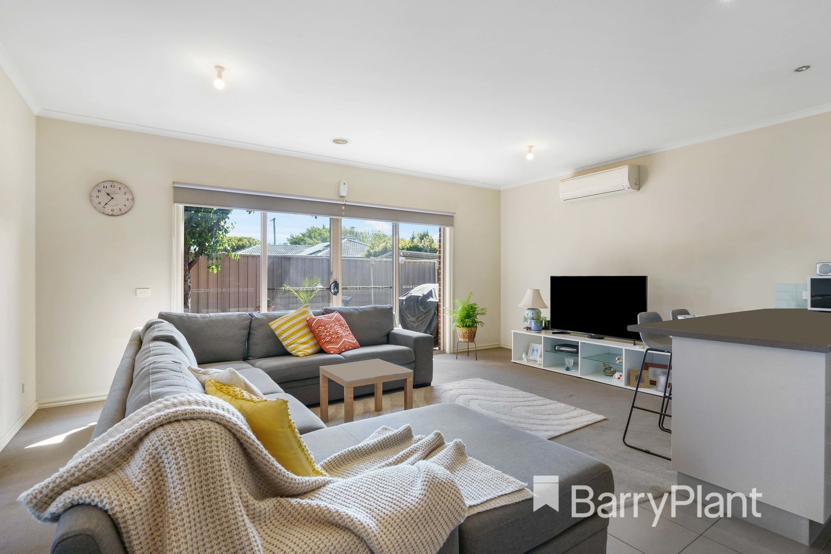 2/1 Penn Close, Werribee, VIC 3030, Werribee - Thumbnail 2