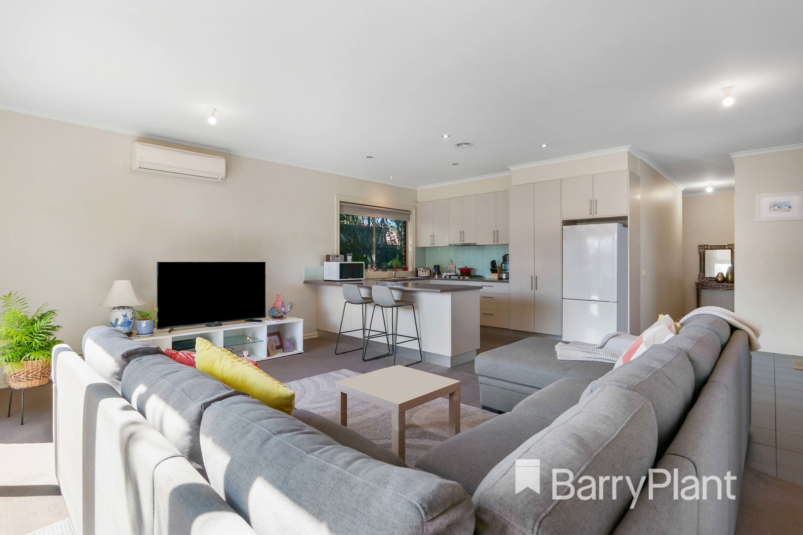 2/1 Penn Close, Werribee, VIC 3030, Werribee - Thumbnail 3