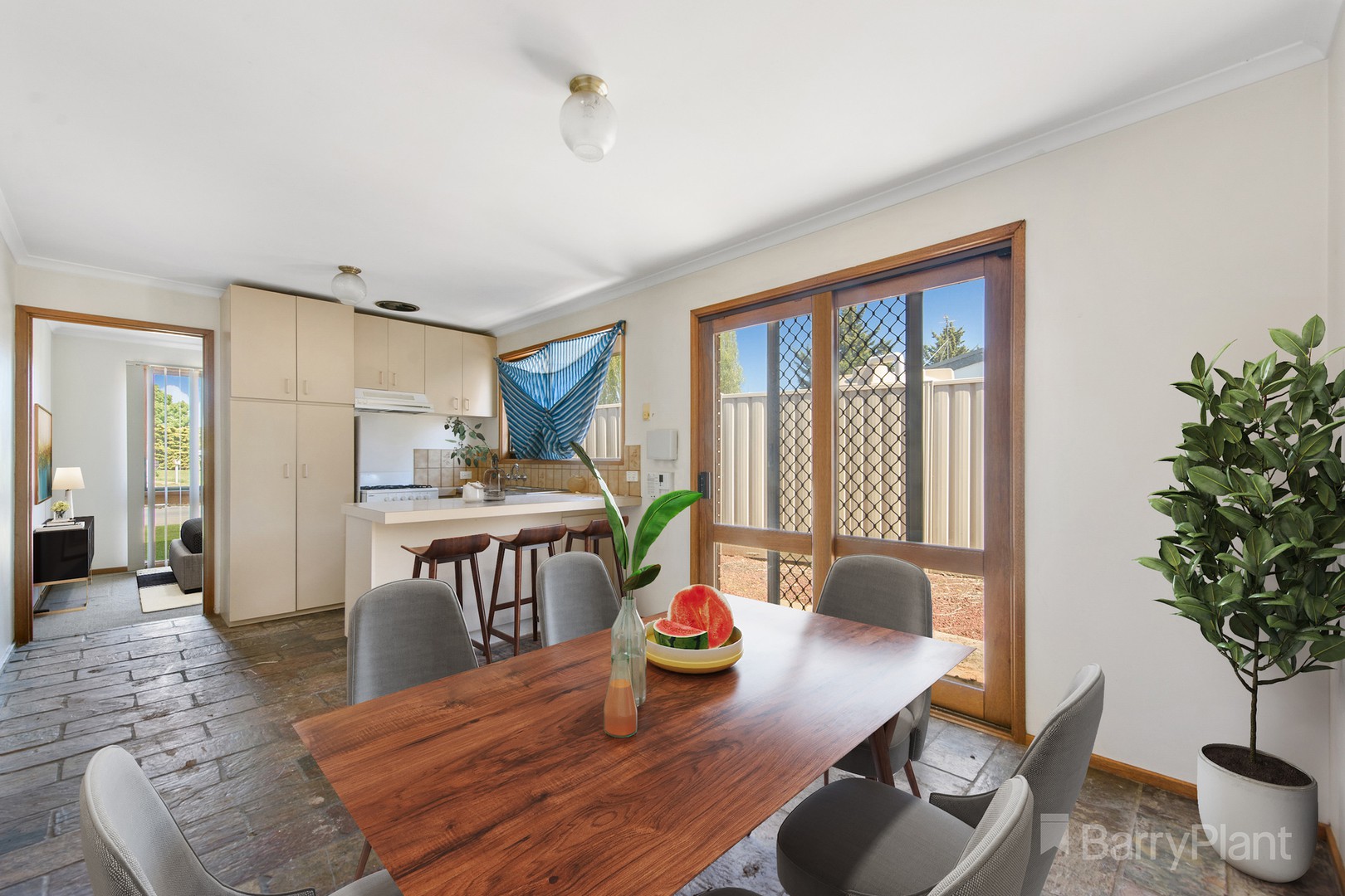 2/1 Pinnacle CrescentBrookfield, VIC 3338, Brookfield - Thumbnail 5