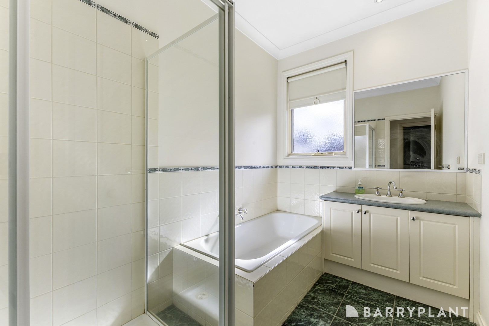 2/1 Richards Avenue, Croydon, VIC 3136 - Thumbnail 2 - 29/04/2026