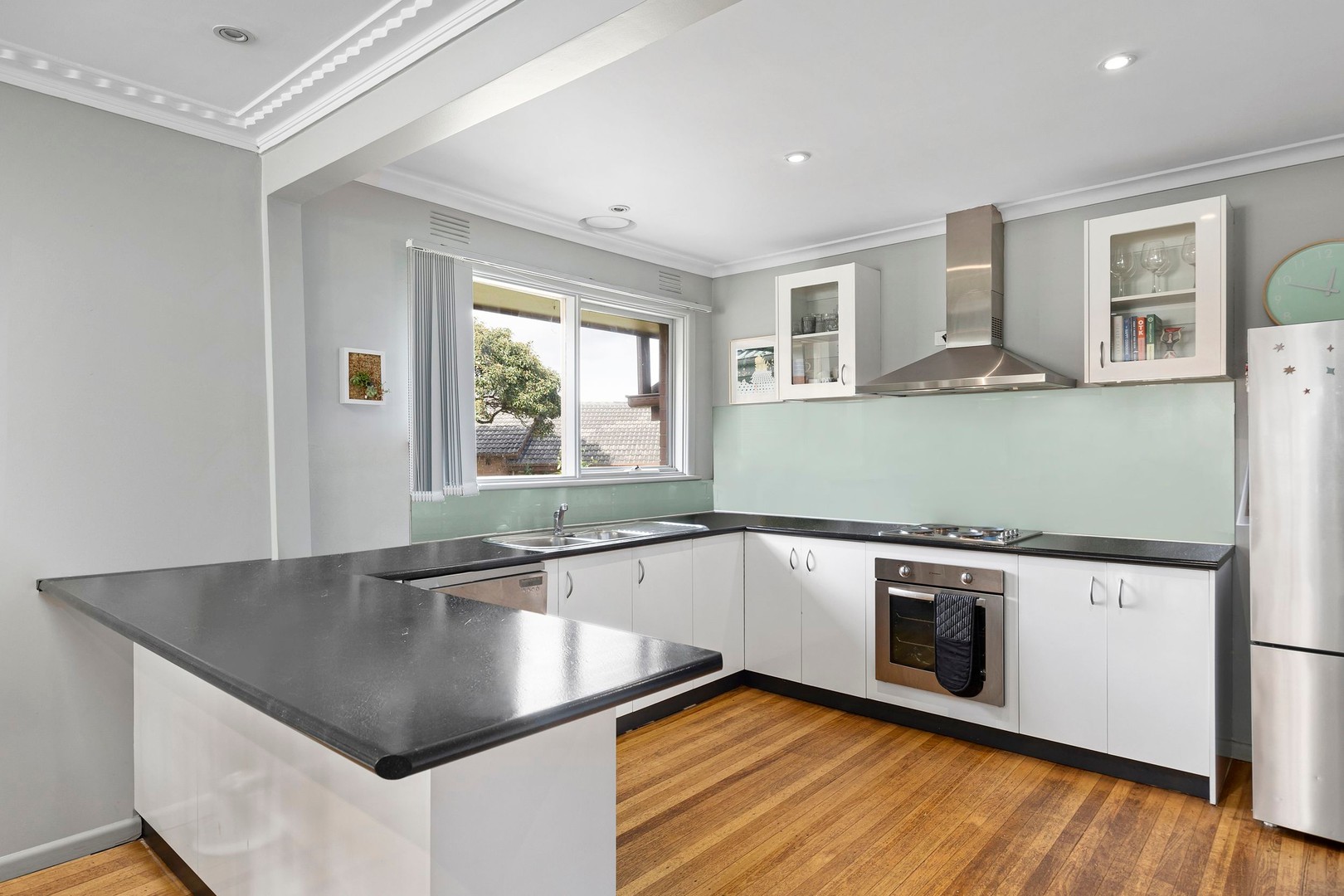 2/1 Royal Avenue, Essendon North, VIC 3041, Essendon North - Thumbnail 3