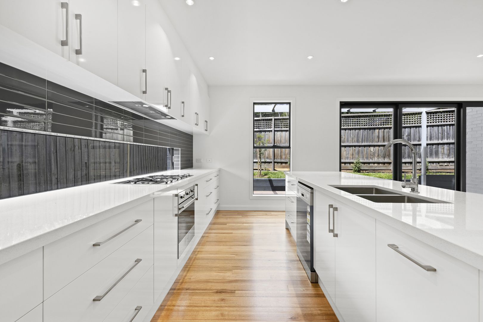 2/1 Susan Court, Templestowe Lower, VIC 3107, Templestowe Lower - Thumbnail 3