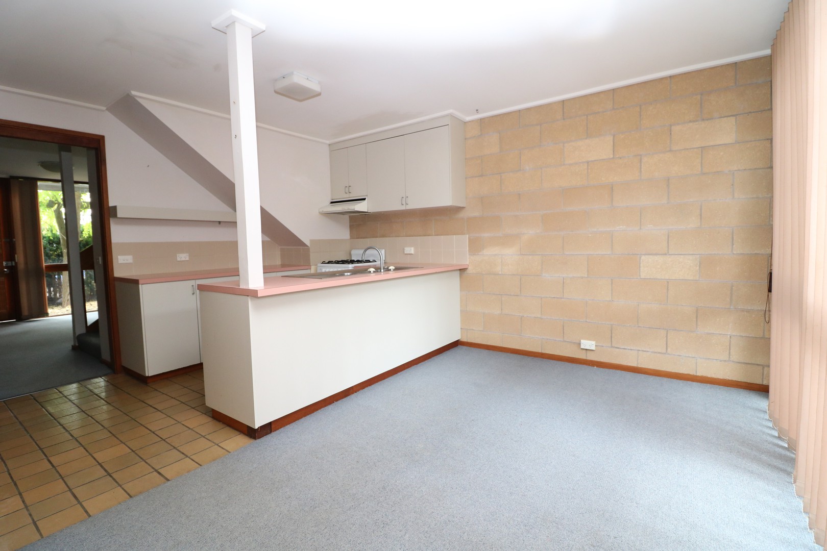 2/1 Sutherland Street, Geelong, VIC 3220, Geelong - Thumbnail 3
