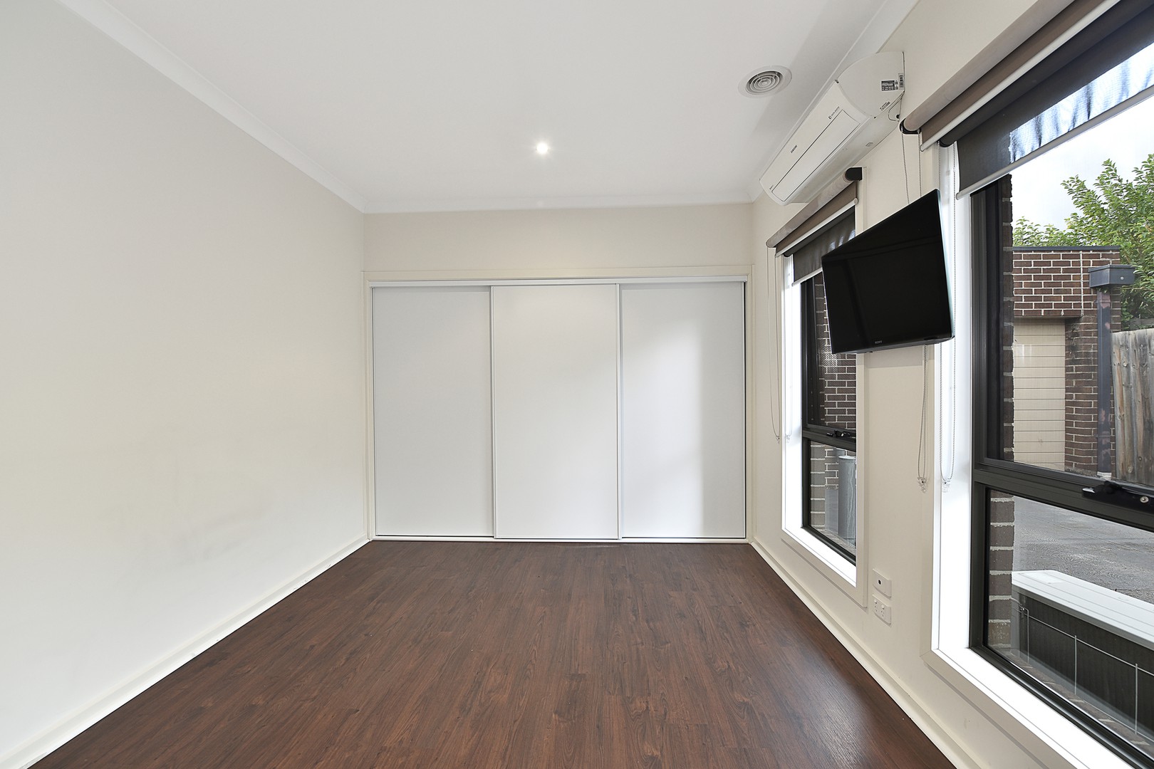 2/1 Titus Court, Reservoir, VIC 3073, Reservoir - Thumbnail 3