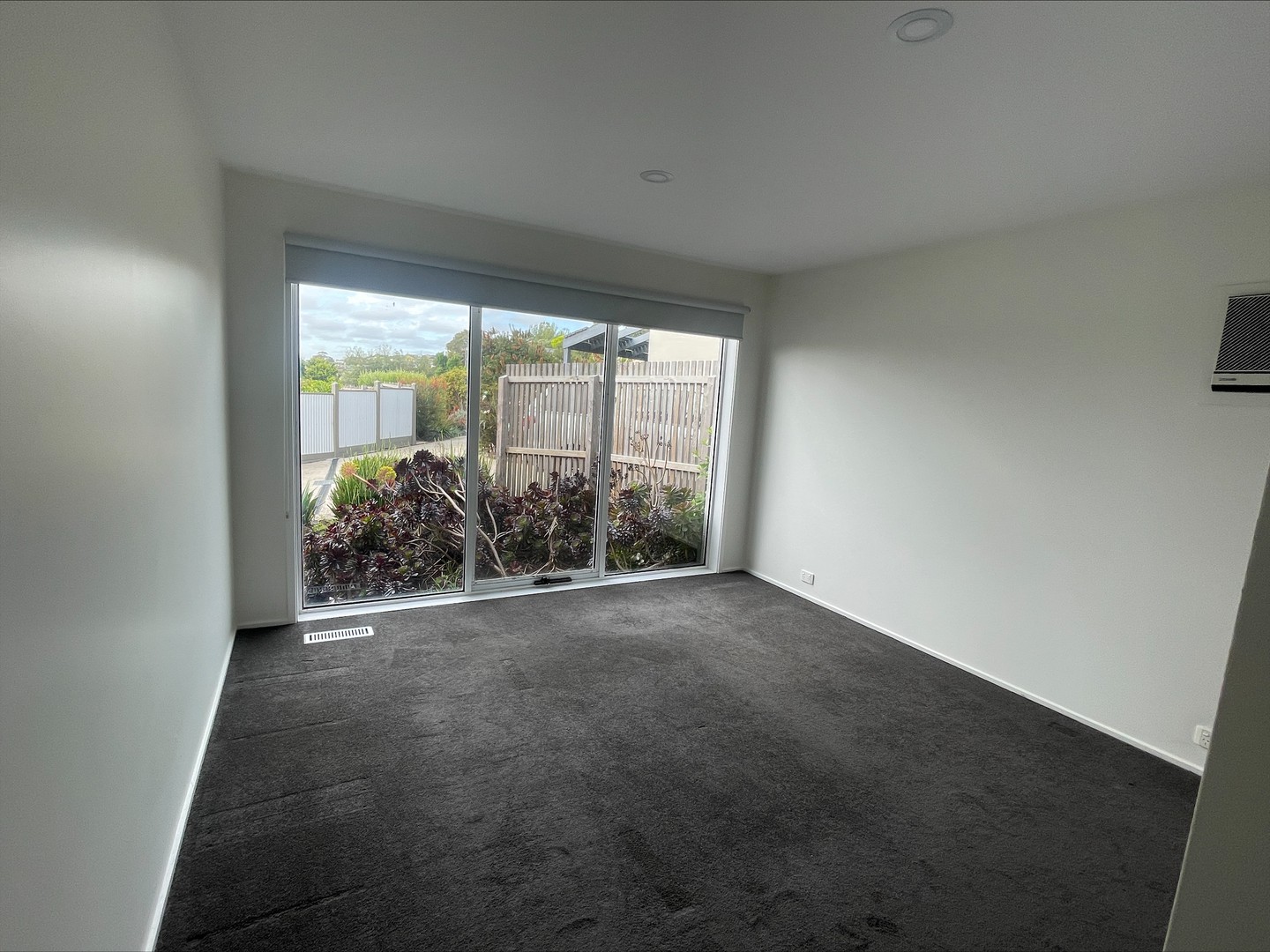 2/1 Watersedge Terrace, Highton, VIC 3216, Highton - Thumbnail 2