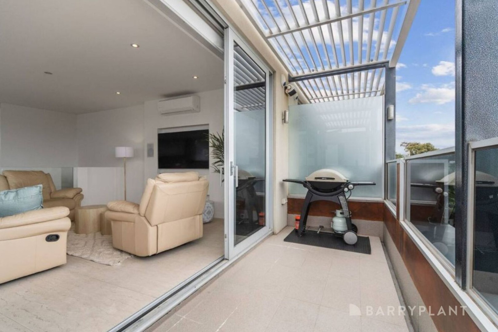 2/1 Weir Street, Rye, VIC 3941 - Thumbnail 1 - 26/06/2026