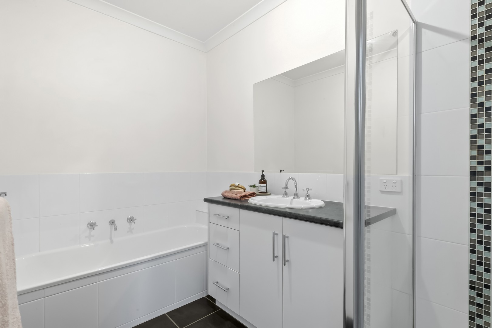 2/10-12 Kinnon Avenue, Belmont, VIC 3216, Belmont - Thumbnail 6