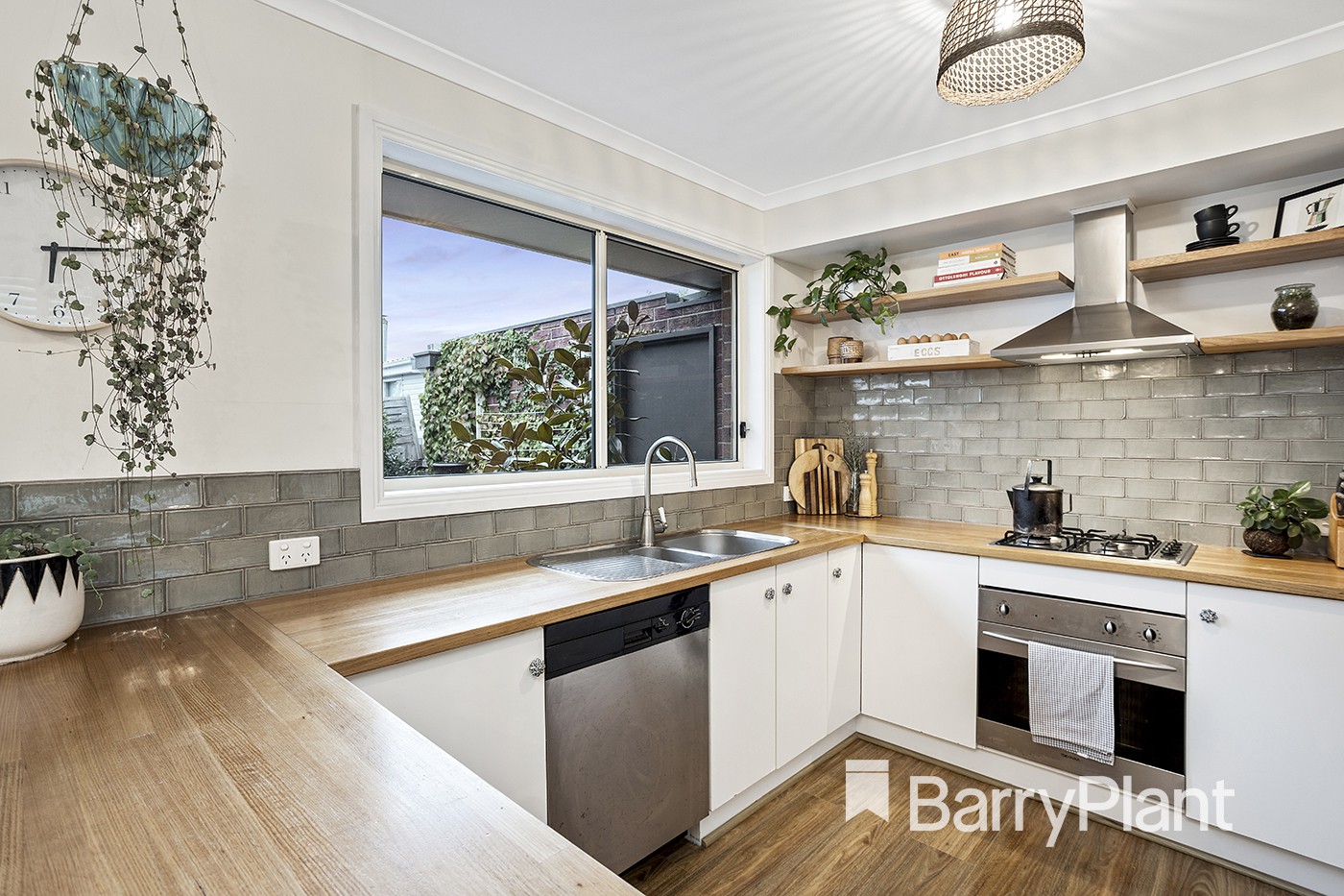 2/10 Albert Road, Lilydale, VIC 3140, Lilydale - Thumbnail 2