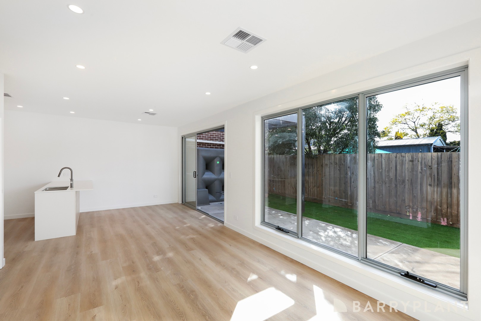 2/10 Armstrong Street, Sunshine West, VIC 3020 - Thumbnail 2 - 14/08/2025
