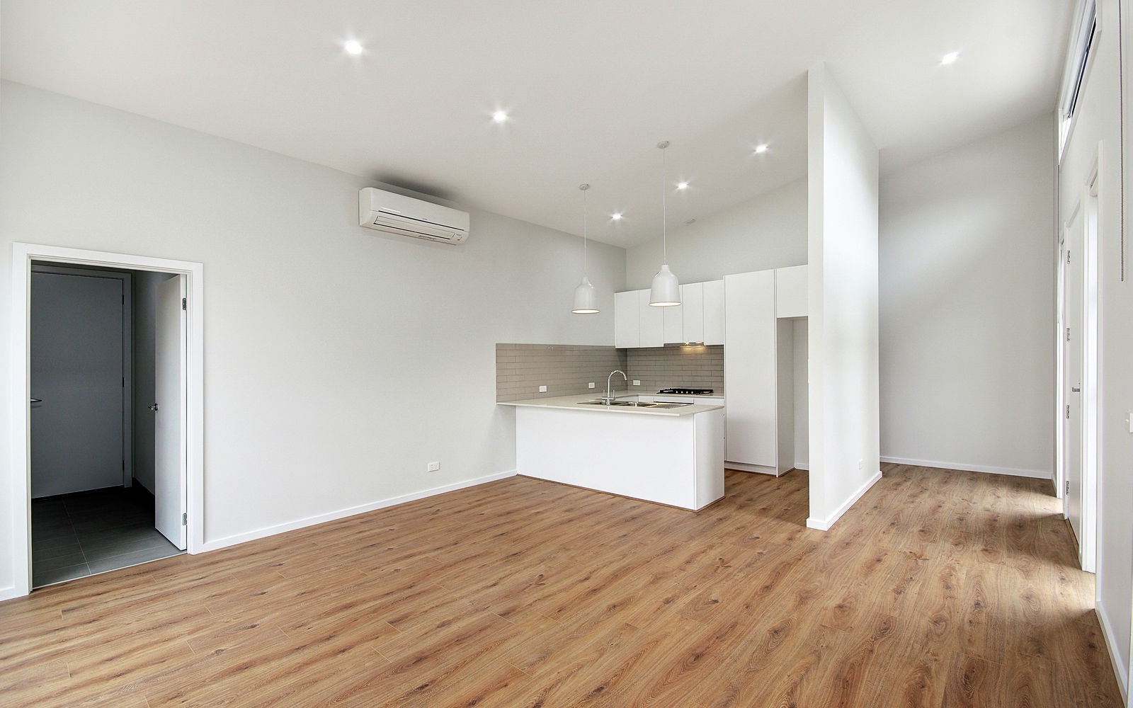 2/10 Bakewell Street, Herne Hill, VIC 3218, Herne Hill - Thumbnail 6