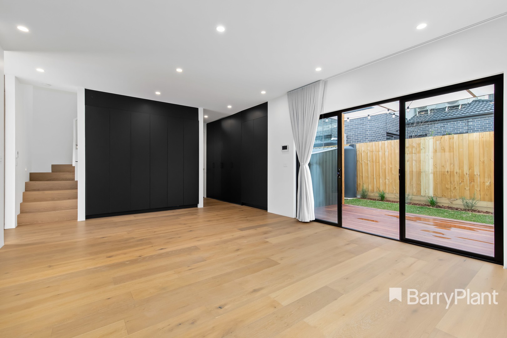 2/10 Belgrove Street, Preston, VIC 3072, Preston - Thumbnail 2