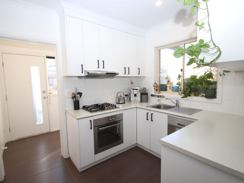 2/10 Carrington Street, Thomson, VIC 3219 - Thumbnail 1 - 26/06/2025