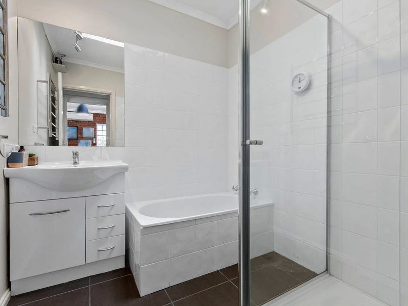 2/10 Carrington Street, Thomson, VIC 3219, Thomson - Thumbnail 7