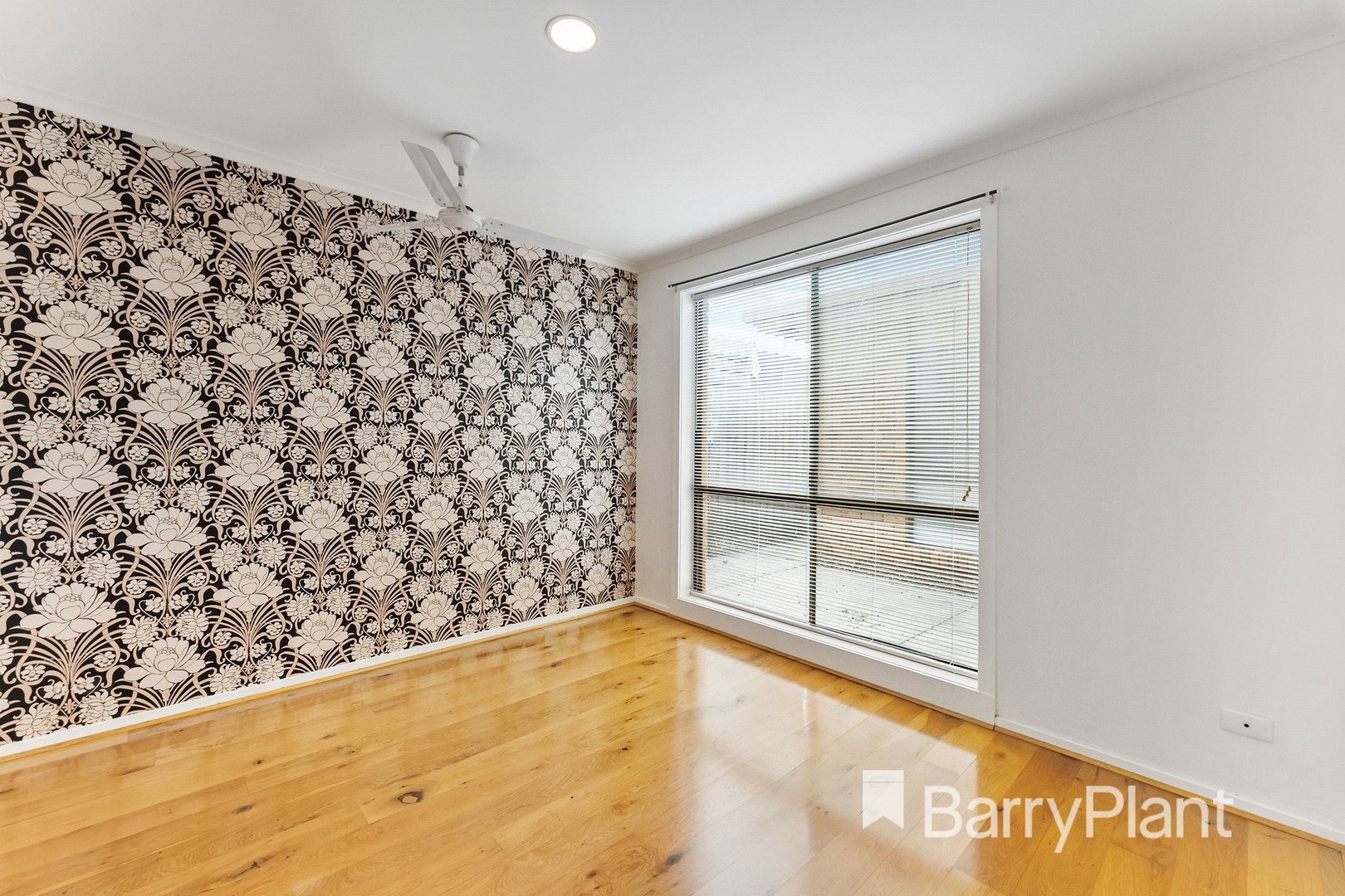 2/10 Croxley Close, Wyndham Vale, VIC 3024, Wyndham Vale - Thumbnail 8