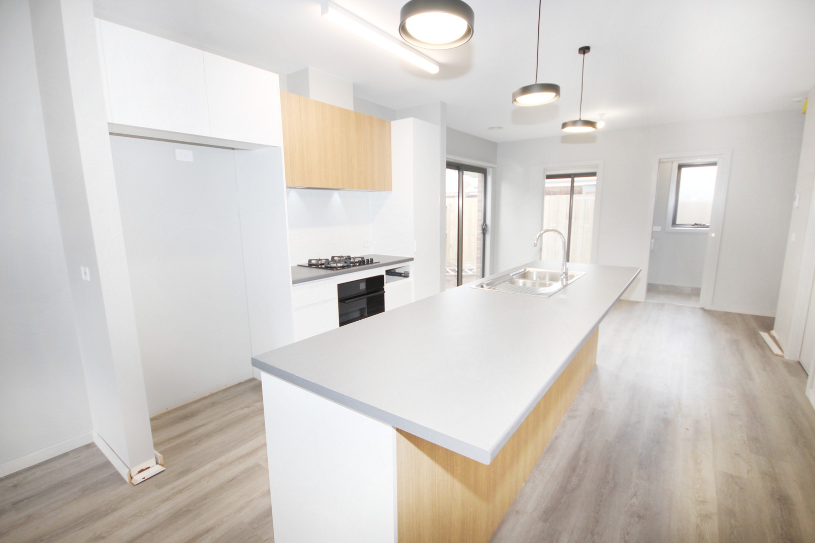 2/10 Curletts Road, Lara, VIC 3212, Lara - Thumbnail 2