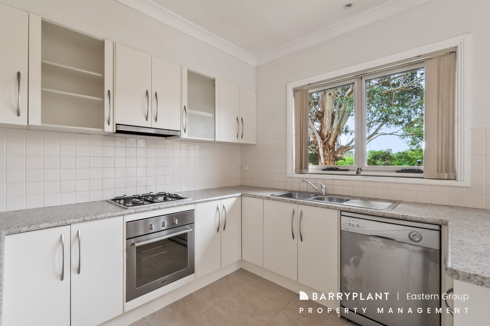 2/10 Ellin St, Doncaster East, VIC 3109 - Thumbnail 2 - 06/11/2025