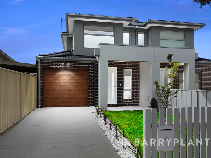 2/10 George Street, St Albans, VIC 3021 - Image - 27/10/2025